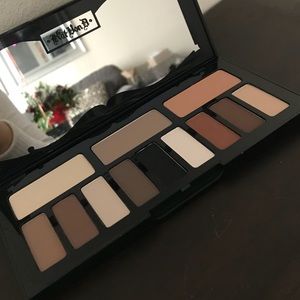 Kat von d shade contour eye palette 🎨